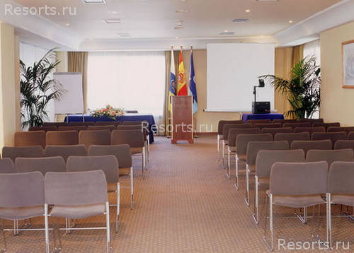 Tryp Iberia 9